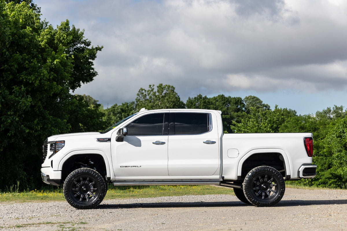 Rough Country 6 Inch Lift Kit Adaptive Ride Control | Chevy/GMC 1500 (2025-2026)