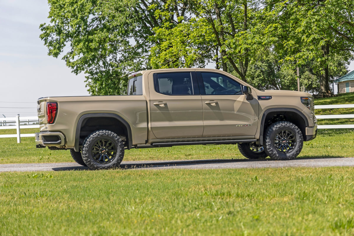 Rough Country 1.5 Inch Leveling Kit AT4X/ZR2 | Chevy/GMC 1500 (22-26)