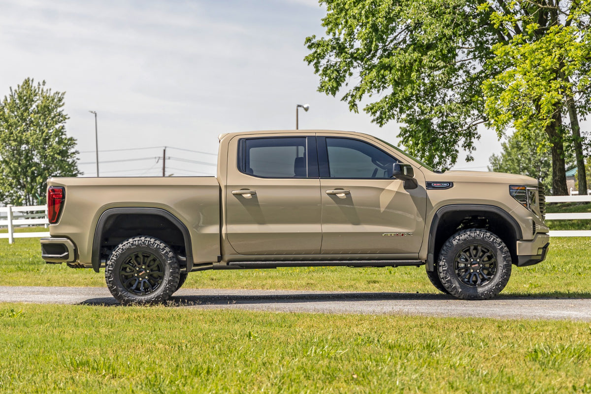 Rough Country 1.5 Inch Leveling Kit AT4X/ZR2 | Chevy/GMC 1500 (22-26)