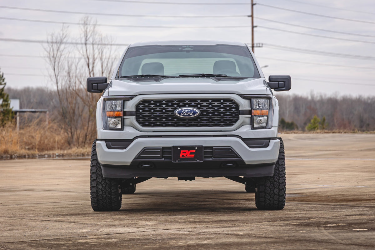 Rough Country 4 inch Lift Kit Forged UCA | M1/M1 | No Cut | Ford F-150 4WD (2021-2026)