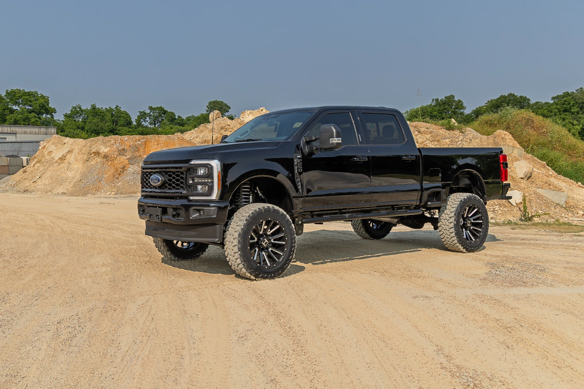 Rough Country 6 Inch Lift Kit | Ford F-250/F-350 Super Duty 4WD (2023-2026) - Kit 41930