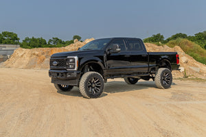 Rough Country 6 Inch Lift Kit | Ford F-250/F-350 Super Duty 4WD (2023-2026) - Kit 41930