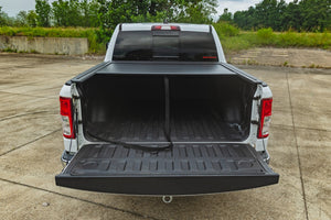 Rough Country Manual Retractable Bed Cover 5'7