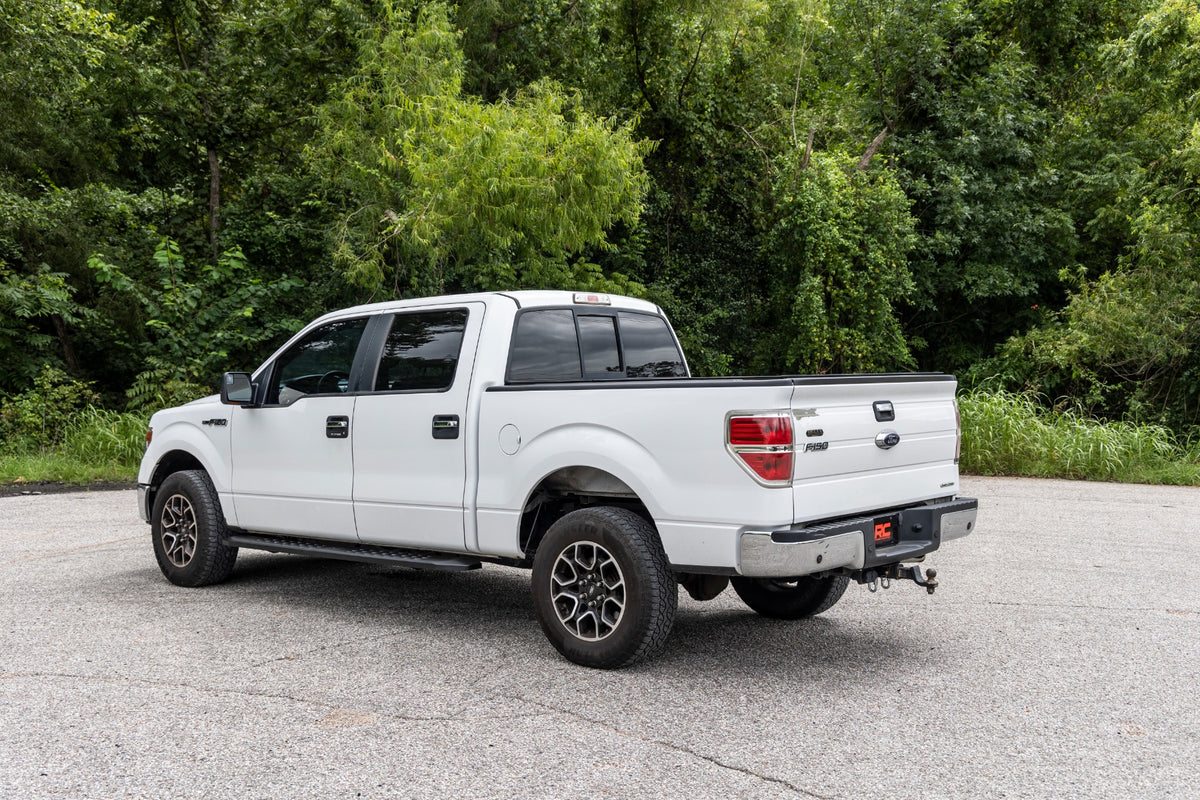 Rough Country RPT2 Running Board Crew Cab | Black | Ford F-150 2WD/4WD (2009-2014)