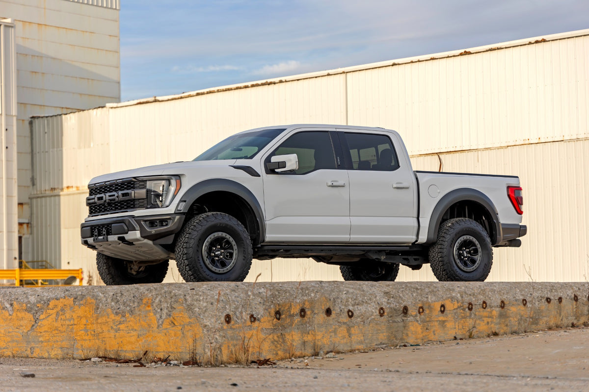 Rough Country 2.5 Inch Lift Kit | Ford Raptor 4WD (2021-2026)