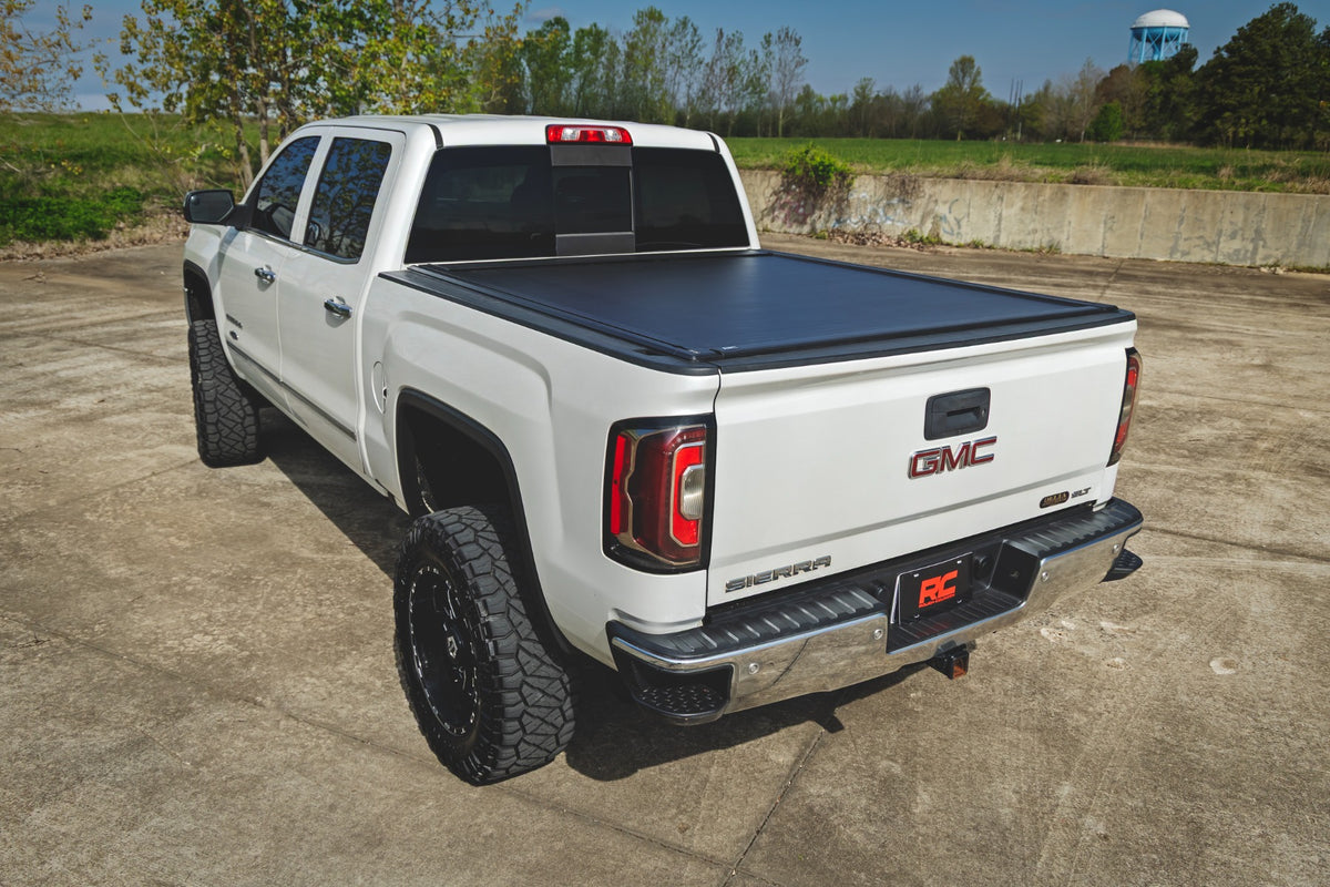 Rough Country Powered Retractable Bed Cover | Chevy/GMC 1500 (14-18)/2500HD/3500HD (14-19)