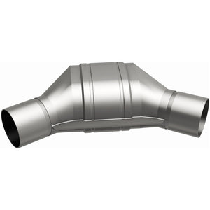 MagnaFlow Universal Catalytic Converter 2.50inch Angled In/Out FED