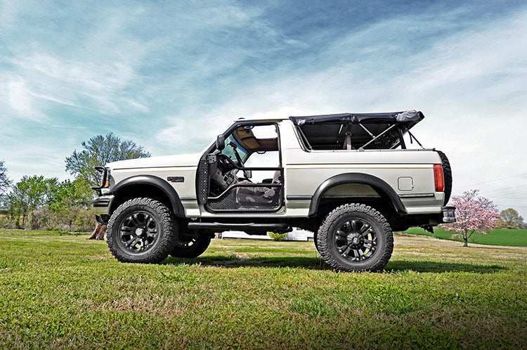 Rough Country 4 Inch Lift Kit Rear Blocks | Ford Bronco 4WD (1980-1996)
