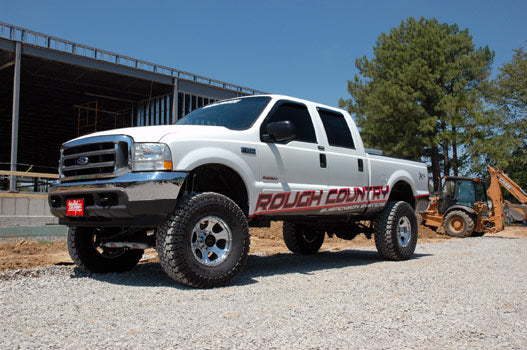 Rough Country 4 Inch Lift Kit | Ford F-250/F-350 Super Duty 4WD (1999)