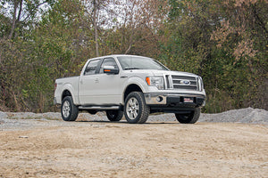 Rough Country 2 Inch Lift Kit | Ford F-150 2WD/4WD (2009-2013)