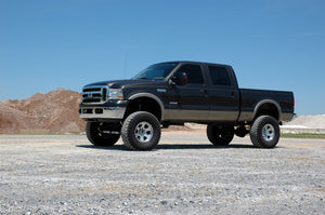 Rough Country 8 Inch Lift Kit | Ford F-250/F-350 Super Duty (05-07)