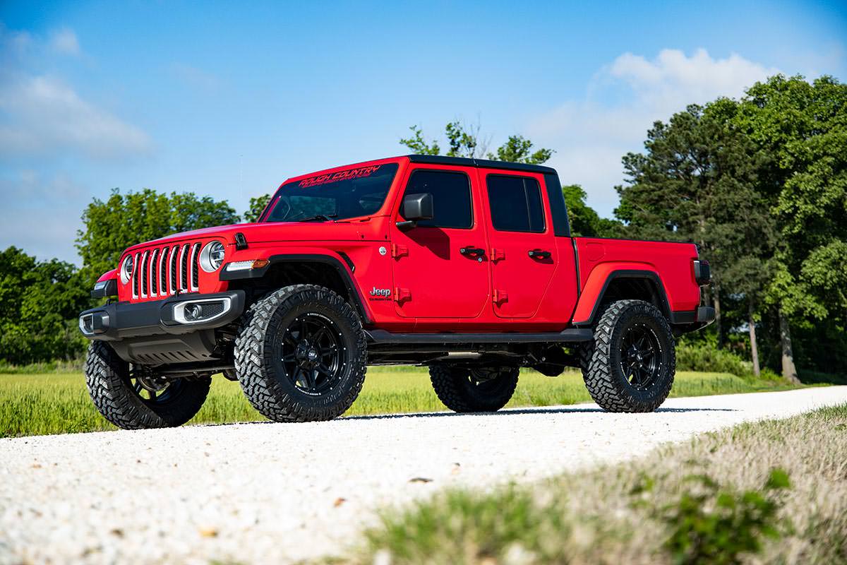 Rough Country 3.5 Inch Lift Kit | Jeep Gladiator JT 4WD (2020-2023) - Kit 63730