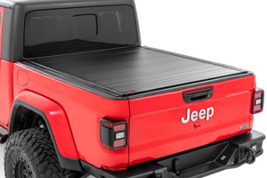 Rough Country Hard Roll Up Bed Cover 5' Bed | Jeep Gladiator JT 4WD (2020-2026)