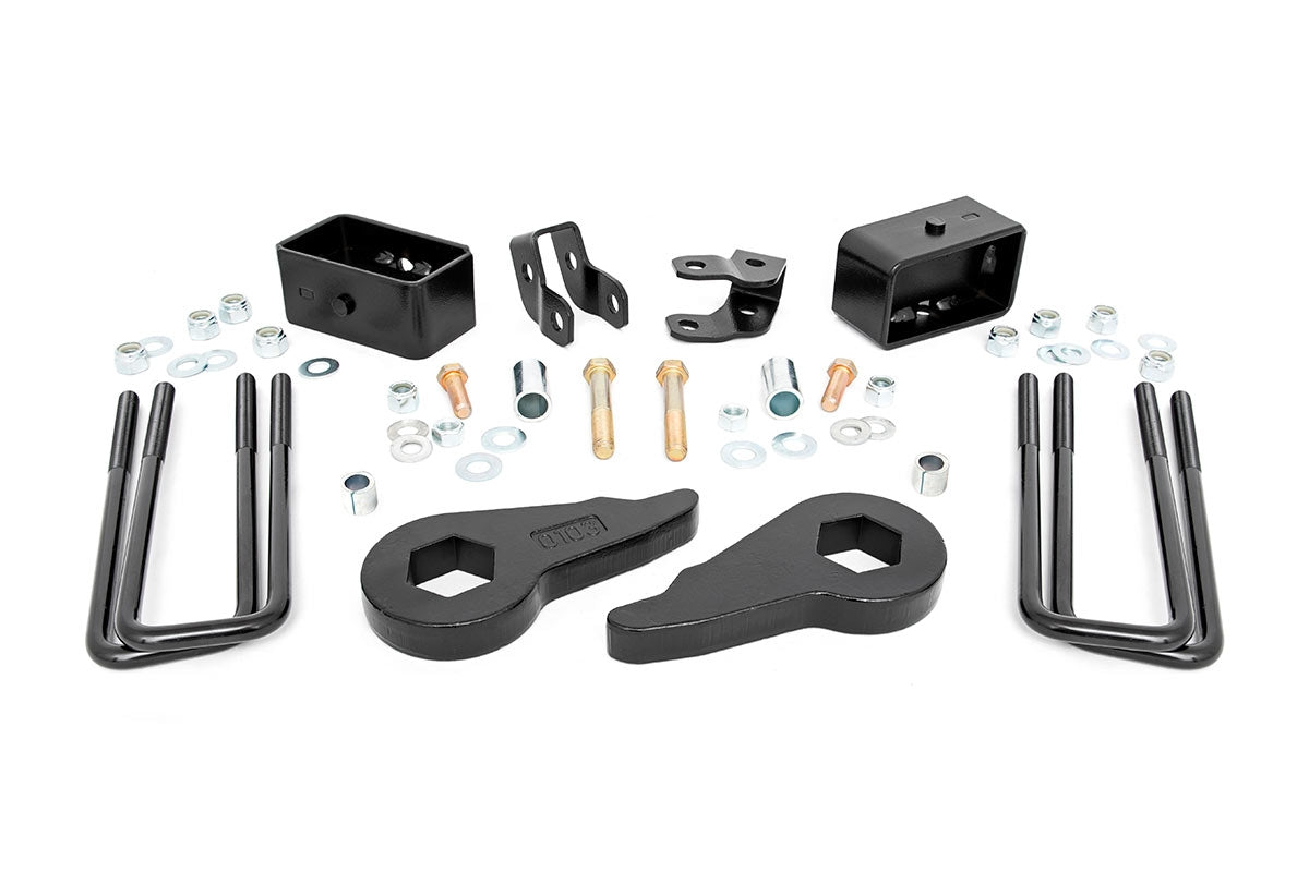 Rough Country 1.5-2 Inch Lift Kit | Chevy/GMC 1500 4WD (99-06 & Classic)