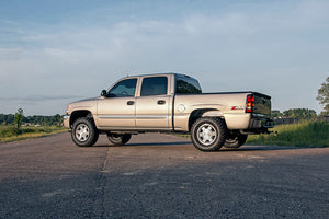 Rough Country 1.5-2 Inch Lift Kit | Chevy/GMC 1500 4WD (99-06 & Classic)