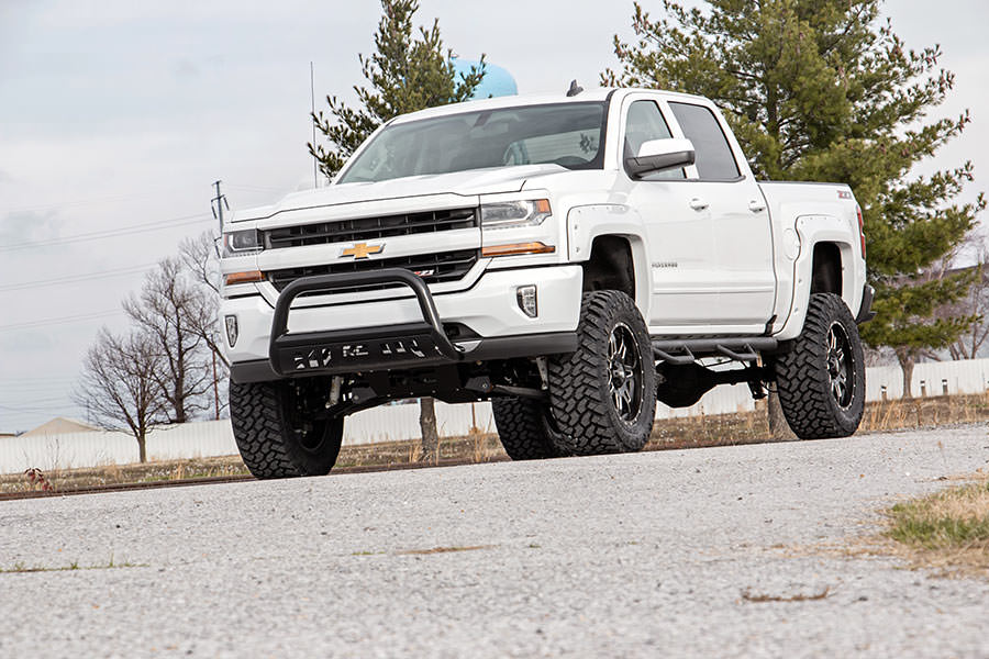 Rough Country 7 Inch Lift Kit | Chevy/GMC 1500 (14-16)