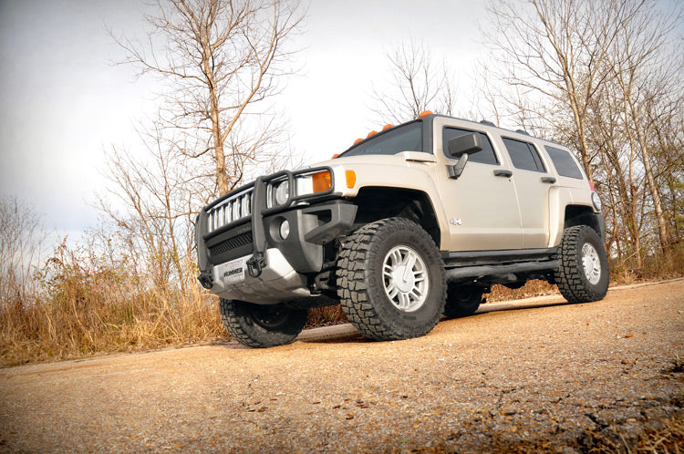 Rough Country 2.5 Inch Lift Kit | Multiple Makes & Models (Chevy/GMC/Hummer)
