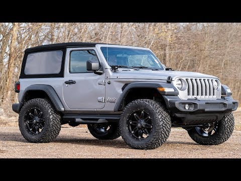Rough Country 3.5 Inch Lift Kit C/A Drop | 2-Door | Jeep Wrangler JL 4WD (2024-2026)