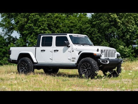 Rough Country 2.5 Inch Leveling Kit | Jeep Gladiator JT 4WD (20-23)
