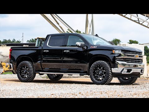 Rough Country 2 Inch Leveling Kit | Chevy/GMC Sierra 1500 (19-26)/Silverado 1500 (19-26)