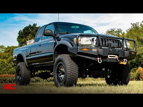 Rough Country 6 Inch Lift Kit | Toyota Tacoma 2WD/4WD (1995-2004)