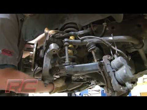 Rough Country 1.5 Inch Leveling Kit | Chevy Silverado & GMC Sierra 1500 2WD (1999-2006 & Classic)