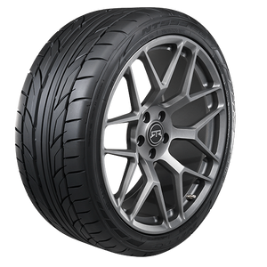 Nitto NT555 G2 265/35ZR19