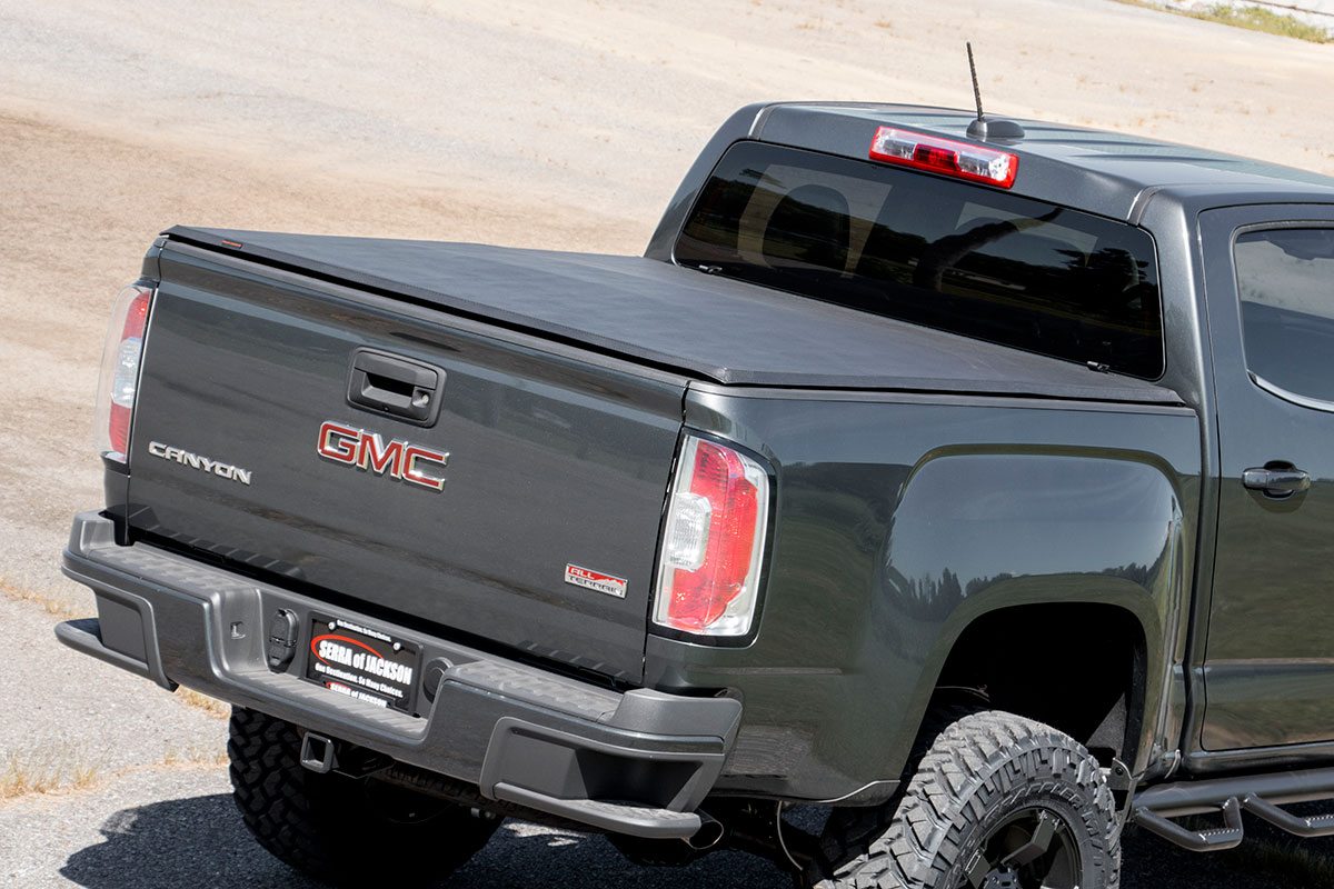 Rough Country Soft Tri-Fold Bed Cover | Chevy/GMC Canyon/Colorado 2WD/4WD (15-22)