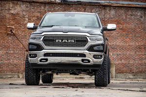 Rough Country 5 Inch Lift Kit Air Ride | Ram 1500 4WD (2019-2024)