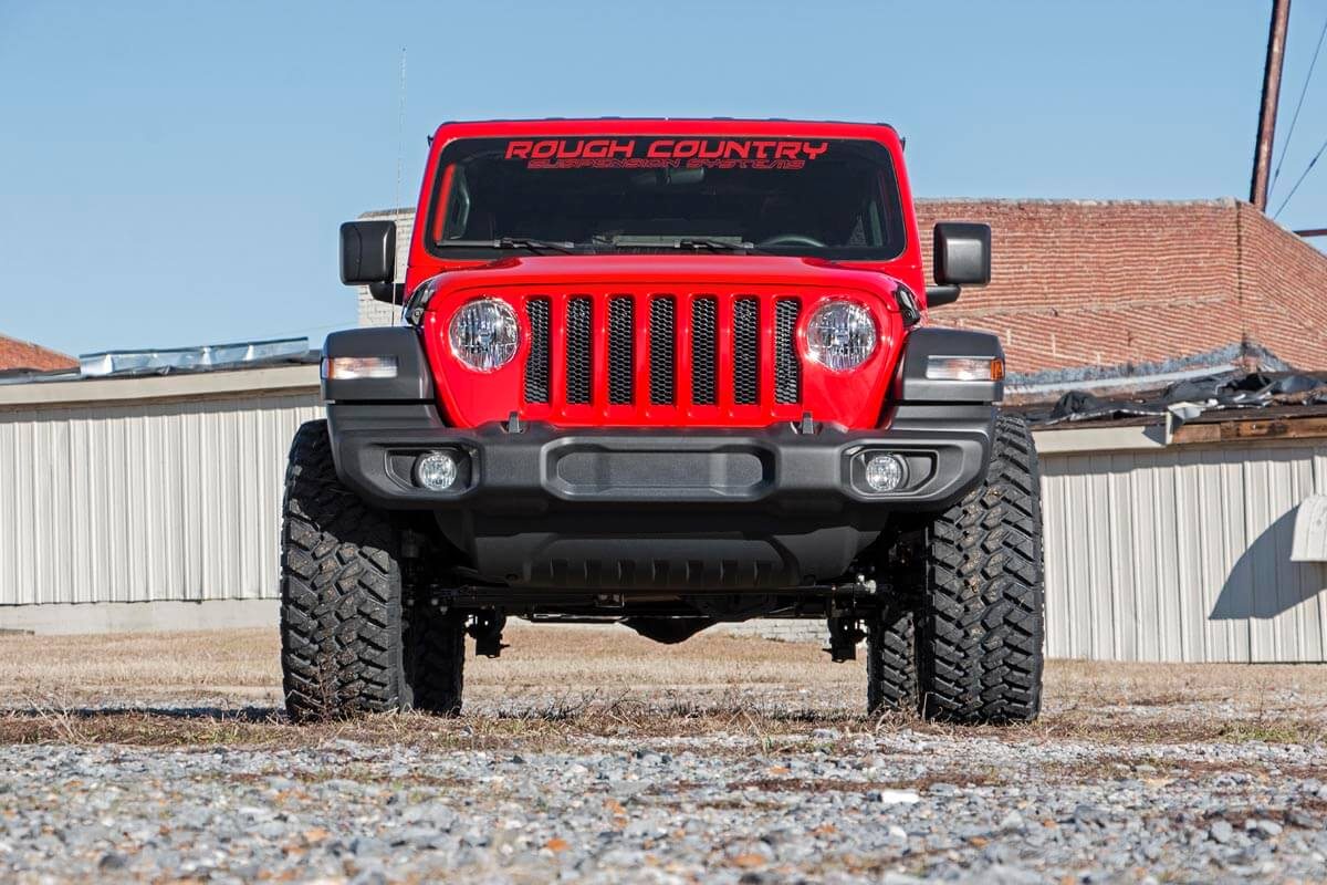 Rough Country 2.5 Inch Lift Kit | Jeep Wrangler JL 4WD (2018-2023)