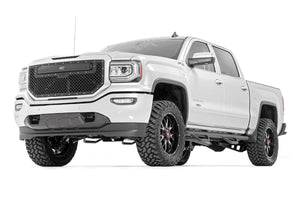 Rough Country 3.5 Inch Lift Kit | Chevy/GMC 1500 4WD (14-18)