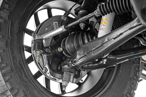 Rough Country 3.5 Inch Lift Kit | Chevy/GMC 1500 4WD (14-18)