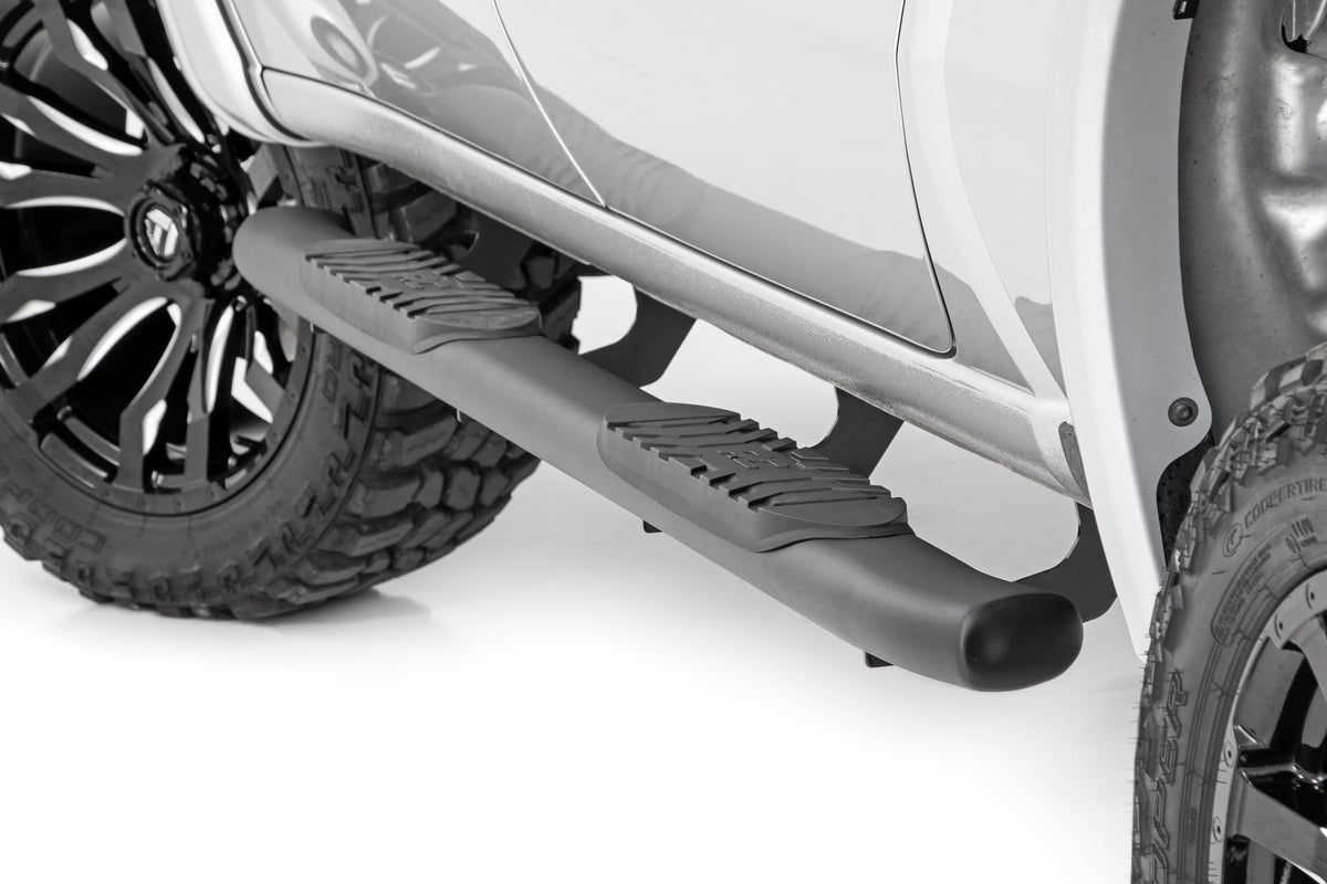 Rough Country Oval Nerf Step Crew Cab | Chevy/GMC 1500/2500HD/3500HD (19-26)