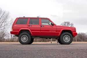 Rough Country 3 Inch Lift Kit | Jeep Cherokee XJ (84-01)