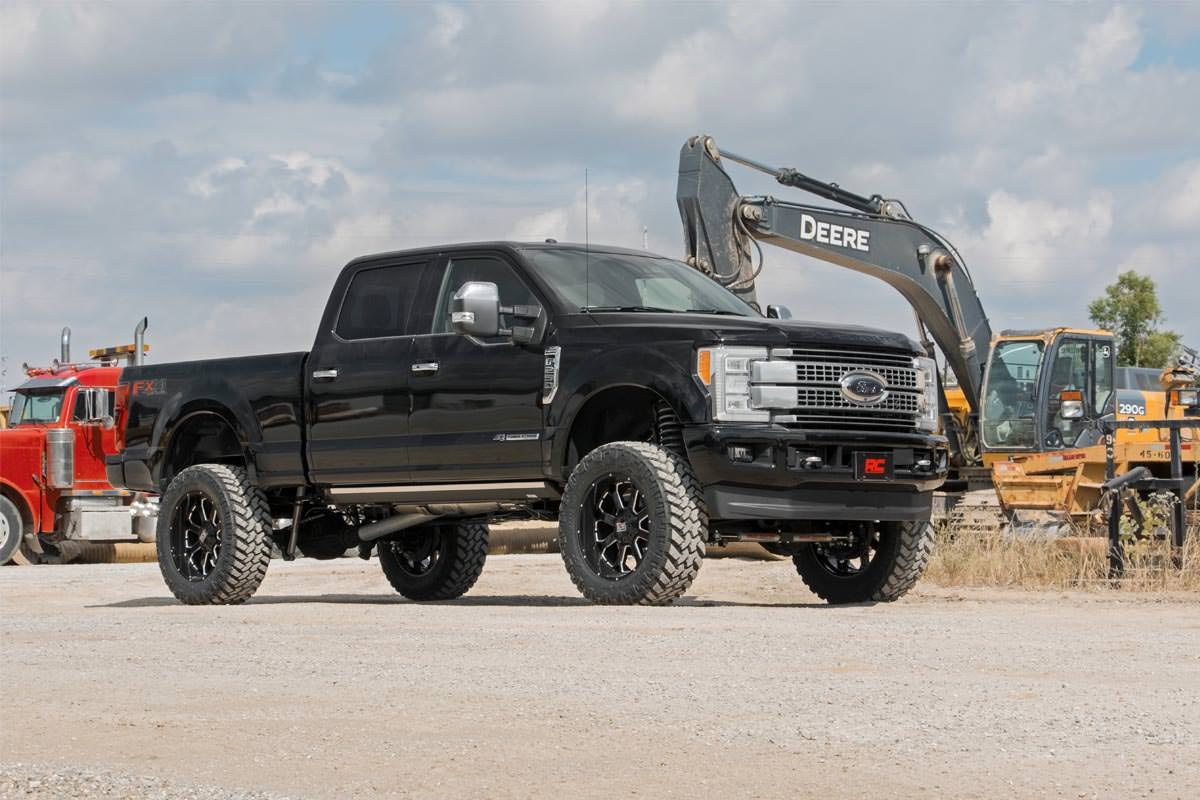 Rough Country 6 Inch Lift Kit | Ford F-250/F-350 Super Duty 4WD (2017-2022) - Kit 52620