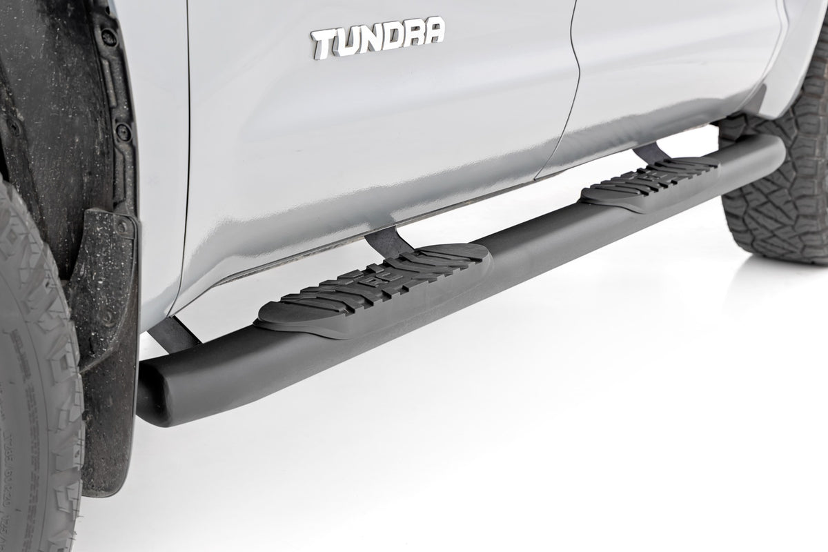 Rough Country Oval Nerf Step Crew Cab | Black | Toyota Tundra 2WD/4WD (2007-2021)