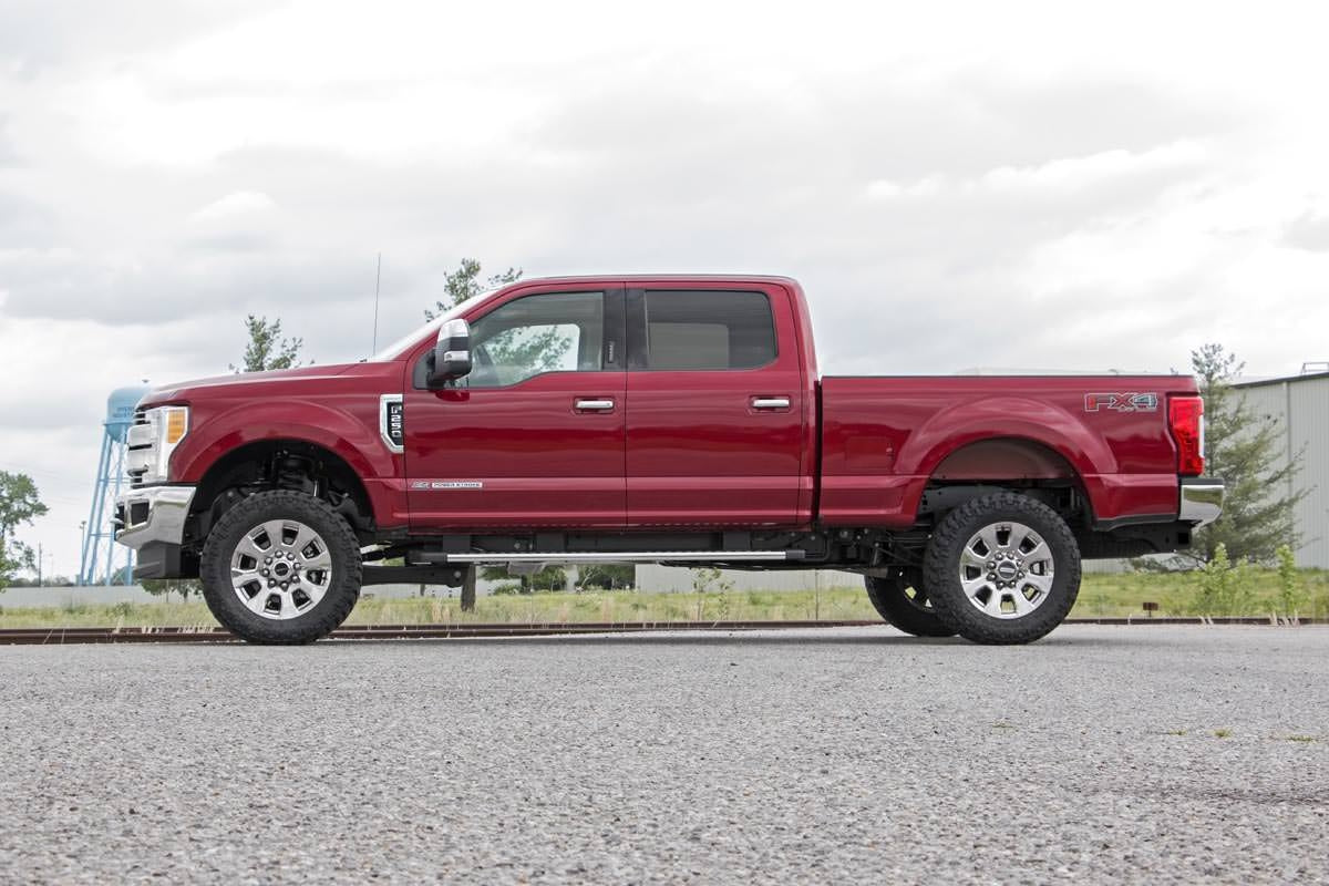 Rough Country 3 Inch Lift Kit | Ford F-250 Super Duty 4WD (2017-2022)
