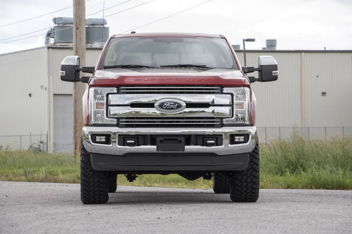 Rough Country 3 Inch Lift Kit | Ford F-250 Super Duty 4WD (2017-2022)