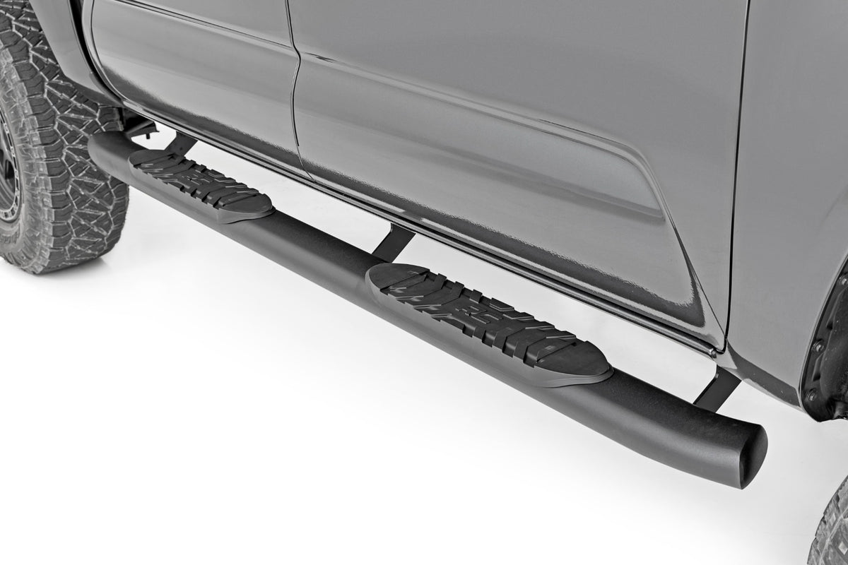 Rough Country Oval Nerf Step Double Cab | Black | Toyota Tacoma 2WD/4WD (2005-2023)