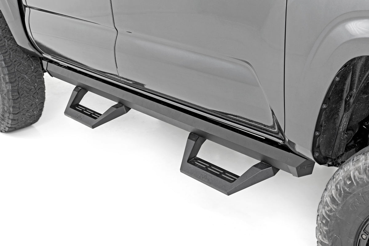Rough Country SRX2 Adj Aluminum Step Double Cab | Toyota Tacoma 2WD/4WD (2005-2023)