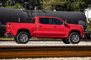 Rough Country 3.5 Inch Lift Kit | Chevy Silverado 1500 2WD/4WD (2019-2024 & Refresh)