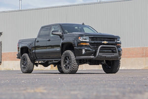 Rough Country 7 Inch Lift Kit | Chevy/GMC 1500 (14-18)