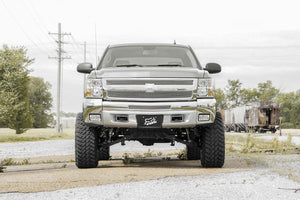 Rough Country 7.5 Inch Lift Kit | Chevy/GMC 1500 4WD (07-13)