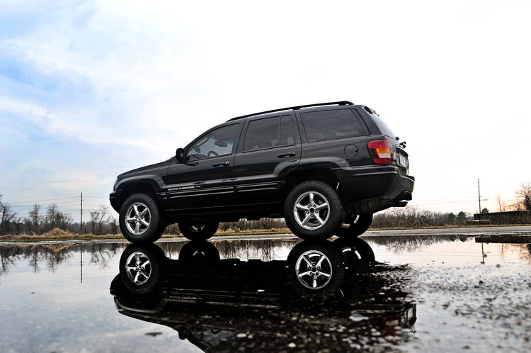 Rough Country 2 Inch Lift kIt | Jeep Grand Cherokee WJ 4WD (1999-2004)