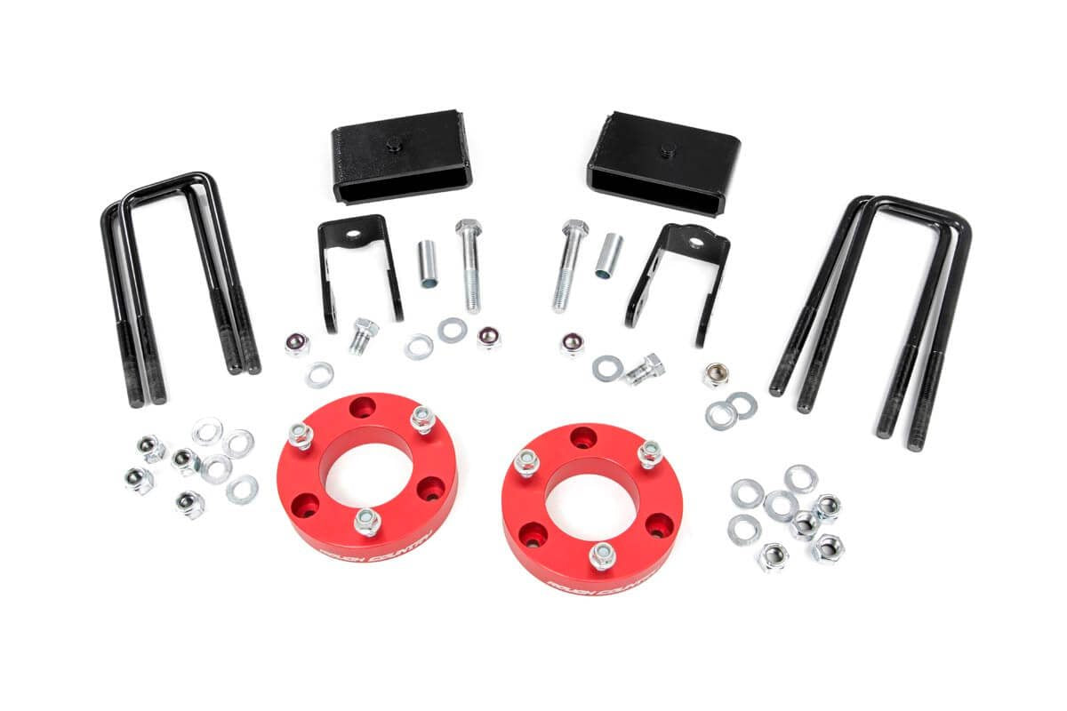 Rough Country 2 Inch Lift Kit | Nissan Titan XD 2WD/4WD (2016-2024)