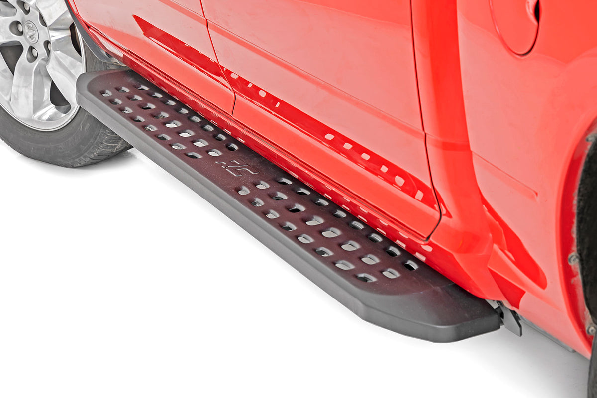 Rough Country RPT2 Running Boards Crew Cab | Black | Ram 1500 2WD/4WD (2009-2018 & Classic)