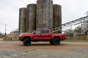 Rough Country 3.5 Inch Lift Kit | Toyota Tacoma 2WD/4WD (2005-2023) - Kit 74232