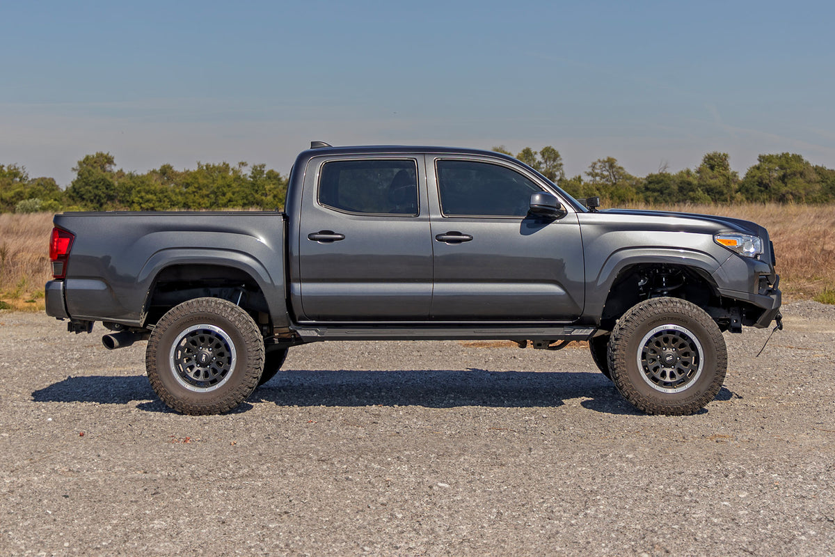 Rough Country HD2 Aluminum Running Boards Double Cab | Toyota Tacoma 2WD/4WD (2005-2023)