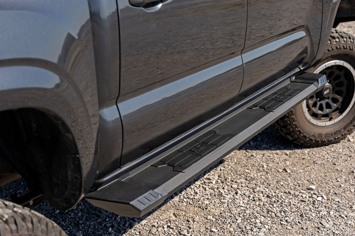 Rough Country HD2 Aluminum Running Boards Double Cab | Toyota Tacoma 2WD/4WD (2005-2023)