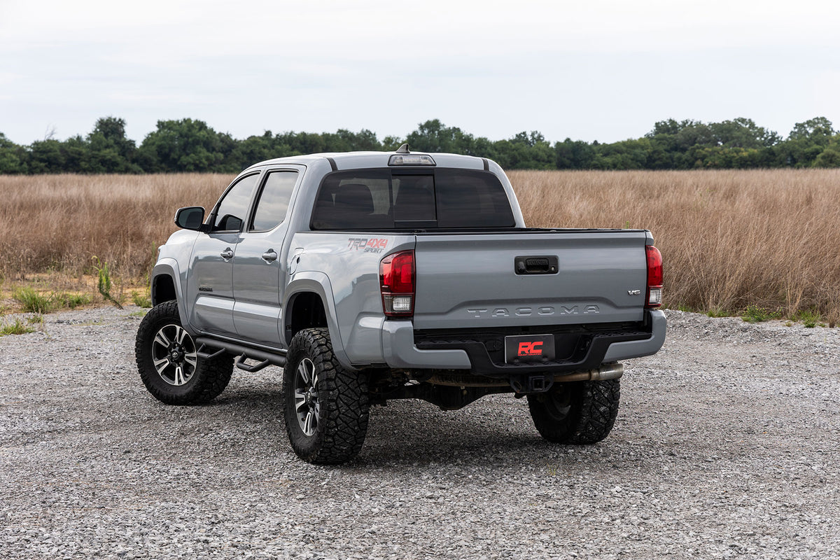 Rough Country Nerf Steps Cab Length | Crew Cab | 5' Bed | Toyota Tacoma 2WD/4WD (05-23)